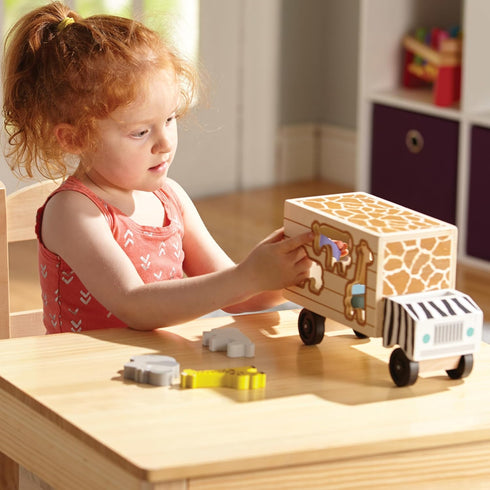 Melissa & Doug Animal Rescue Shape-Sorting Truck - Wooden Vehicle Toy with 7 Animals and 2 Play Figures for Toddlers
