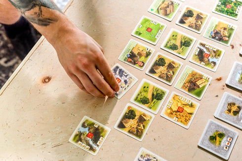 Catan Studio Rivals for Catan - 2 Player Strategy Card Game for Ages 10+, 45 Minute Playtime