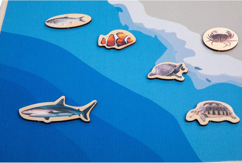 Montessori Land and Water Map with 25 Wooden Animals, Educational Geography and Zoology Mat for Kids 4-8