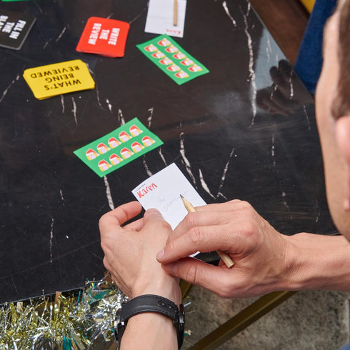 A Christmas Karen Party Game - Hilarious Bluffing Game with One-Star Reviews for Family Game Night, 3-10 Players
