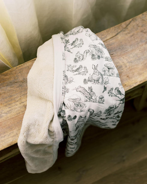 30x40 Oilo Woodland Baby Blanket, Woodland Animal Baby Blanket with Ultra?Soft Plush Backing & Organic Cotton Jersey