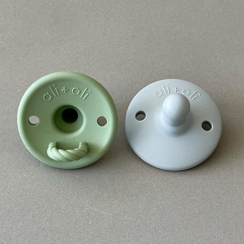 Set Complete Pacifier with Green Silicone Case & Clips