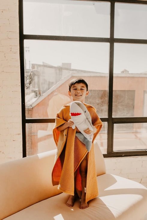 (6-10 Jade&Kai Hooded Towel for Kids | Snaps into a Poncho | Organic Cotton Waffle | Lightweight and Absorbent | Bath