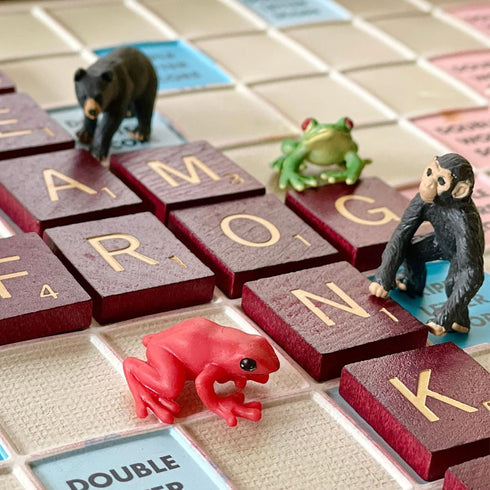 Pack 8 5+ Safari Ltd. Good Luck Minis Rainforest Fun Mini Figurines Including Snake, Frogs, Butterfly, Chimpanzee