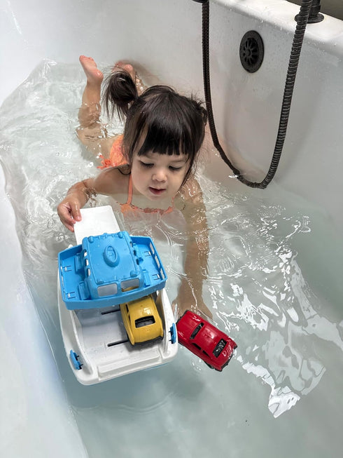 10"X 6.6"x 6.3" Green Toys Ferry Boat Bathtub Toy, Green/White