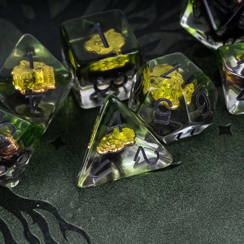 UDIXI 7PCS Polyhedral D&D Dice Set, Wolf Head 7-Die DND Dice Set for Role Playing Games