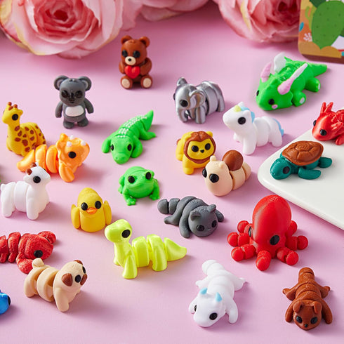 28 3D JOYIN Pcs Printed Mini Animals with Valentine Greeting Cards, Animals Articulated Flexible Fidget Toys for Kids