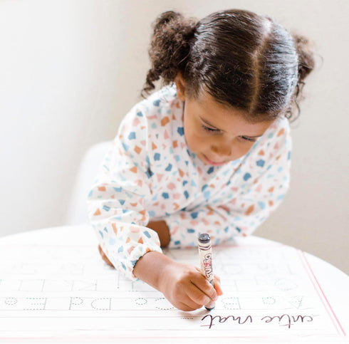 Ryan & Rose Cutie Mats Disposable Placemats for Baby, 30 Pack Extra Coverage (13" X 21") Easy Clean Up