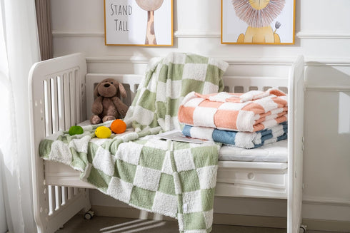 Yagle Mate 3D Cozy 30x40 Inches, Fleece Baby Blanket for Boys Checkerboard Design, Warm and Fluffy Infant Newborn