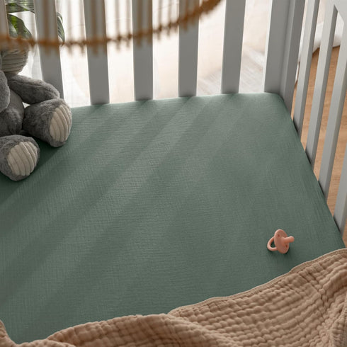 Set Soft and Stylish Baby Washcloths with Muslin Crib Sheet