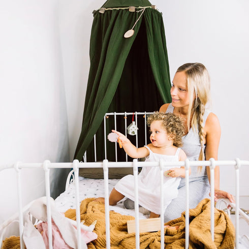 Green Bed Canopy, Hanging Round Dome Mosquito Net Curtains Tent Canopies Over Corner Cute Princess Style Decoration