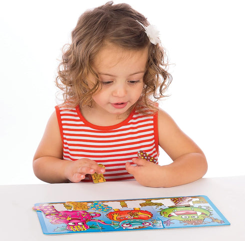 ORCHARD TOYS Moose Smelly Socks Game for Ages 3-6 and 2-4 Players