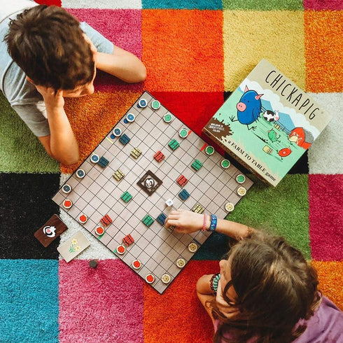 Buffalo Games - Chickapig - A Farm to Table Game