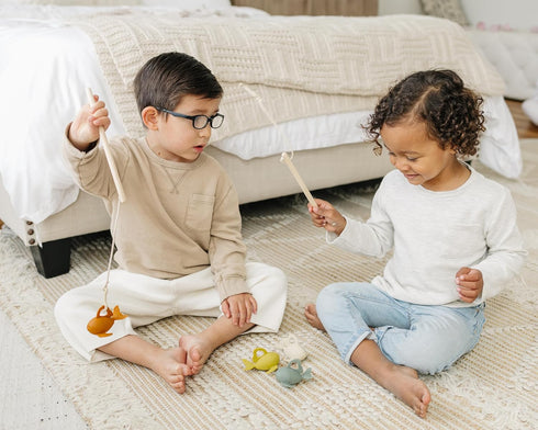 Playset, Marlowe & Co Silicone and Wooden Fishing Montessori Fine Motor Skills Fish Game for Children with Storage Bag
