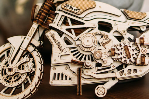 Wood Trick Motorcycle with Rubber Band Motor - Mechanical Model Kits for Adults and Kids, 10x4-3D Wooden Puzzles