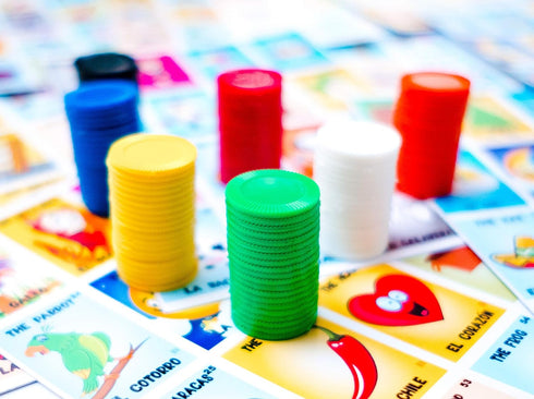 Mexican Bingo Game Kit - Bilingual for 10 Players with 1 Deck of Cards, Boards, and 140 Bingo Chips for Family Learning