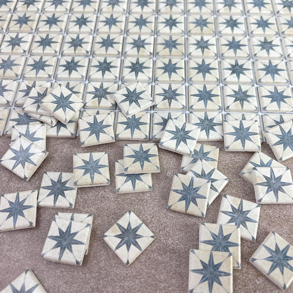 150 Pcs Dollhouse Flooring, 1:12 Scale Miniature Checkerboard Floor Tiles