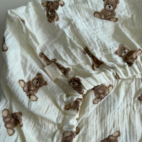 52 28 inches, Ali+Oli Teddy Bear Print Muslin Fitted Crib Sheet, Soft Breathable Cotton, x Cream and Brown