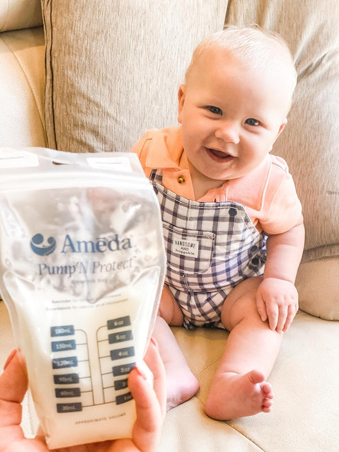 Ameda Pump'N Protect Breastmilk Storage Bag 6oz | 100 Count | BPA Free Bags for Refrigerator or Freezer, Breastfeeding