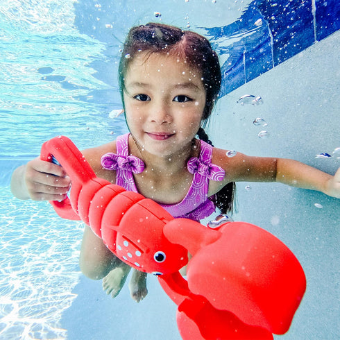 Melissa & Doug Sunny Patch Louie Lobster Claw Catcher, Grab-and-Squeeze Pool Toy for Ages 5+