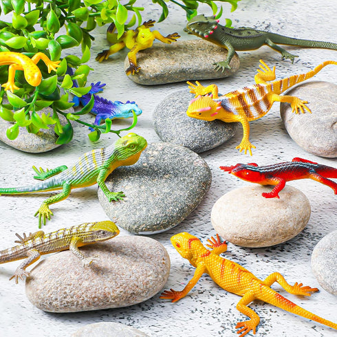 Sumind 18 Piece Colorful Plastic Lizard Toys Fake Reptile Model for Teens Adults Educational Halloween Party
