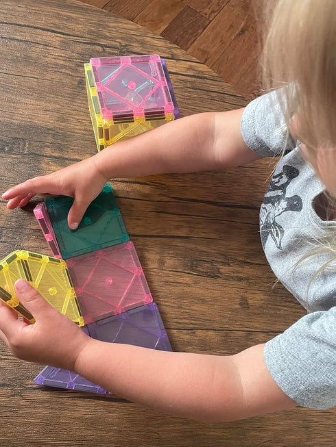 CreateOn Crayola Magnetic Tiles, Building Set for Kids, STEM Travel Toys for Ages 3+, 14-Piece Set (Pastel)
