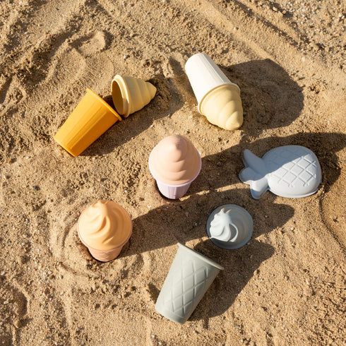 BLUE GINKGO Ice Cream Sand Toys, Silicone Beach Toy Set of 4, Easy Clean Travel-Friendly for Toddlers and Children