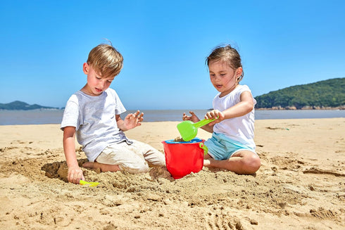 Set Playset 18M+ Hape Beach Basics Sand Toy Including Bucket Sifter, Rake, and Shovel Toys| Sand Toy for Toddlers