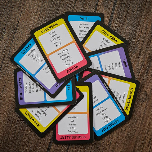Hasbro Gaming Taboo Classic Game, Party Word Guessing Game for Adults and Teens, 4+ Players