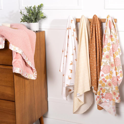 Gerber Unisex Baby 100% Cotton Flannel Receiving Blankets, 30x30 Inches (Pack of 4), Retro Floral