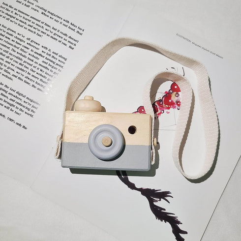 Baby Toy Wooden Mini Camera Toy, Baby Kids Cute Mini Sharpe Toy, Neck Hanging Photographed Props for Baby Toddlers