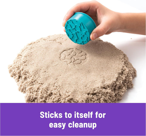 Kinetic Sand Folding Sand Box, 2lbs of All-Natural Play Sand, 7 Molds and Tools