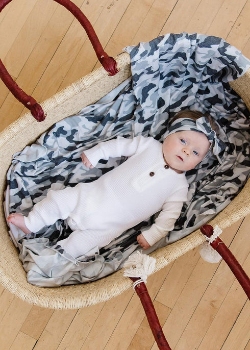 Gunnar Large Knit Baby Swaddle Blanket - Premium Soft Receiving Blanket