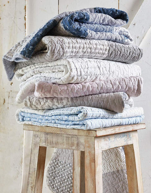 (G2143) Stephan Baby Heirloom-Quality Pieced Crib Quilt, Wonderfully Made