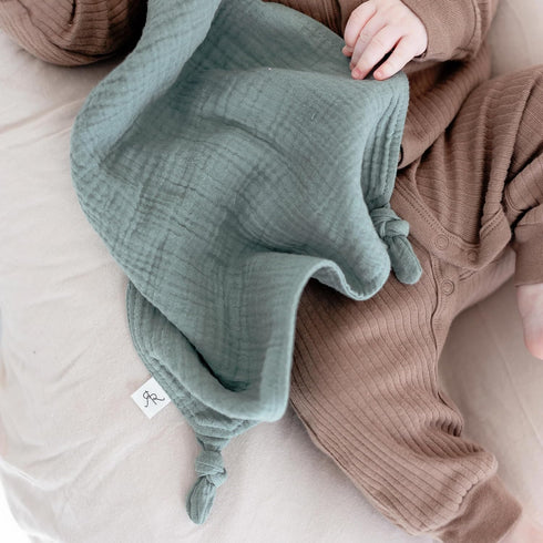 Ryan & Rose Cutie Lovey - Soft 100% Organic Cotton Muslin Loveys with Attachable Snap Closure for Newborns (Knot