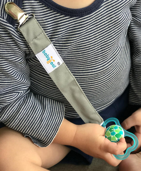 3 Pack MP01 babygoal Baby White Black Pacifier Clips, Pacifier Holder Clips for Boys and Girls Fits for Most Pacifiers