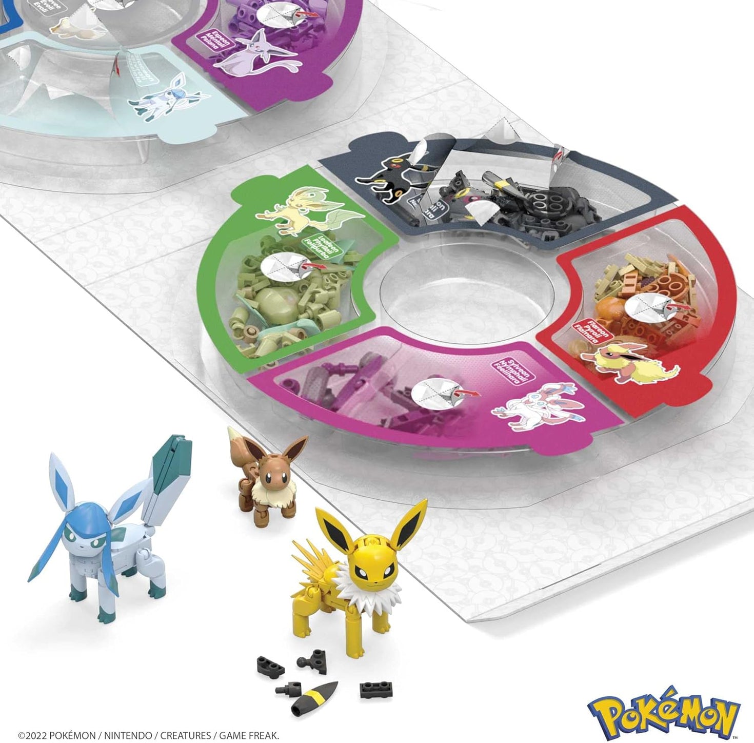 MEGA Pokémon Building Toys Set - Every Eevee Evolution with 470 Pieces, 9 Poseable Characters